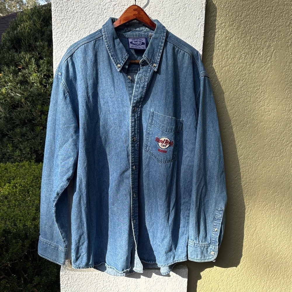 Authentic Denim Hard Rock Cafe Madrid Jacket with Embroidered Logo Vintage